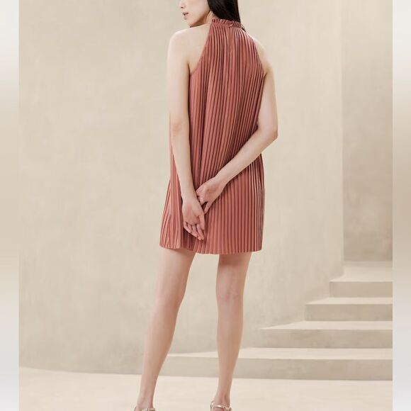 Banana Republic Pink Amaretti Pleated Sleeveless Dress, Size L, NWT - Picture 3 of 10